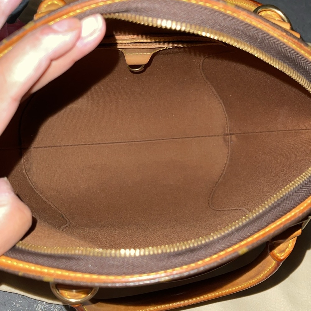 Preloved Louis Vuitton logos Ellipsi monogram hand bag great condition - Picture 11 of 15